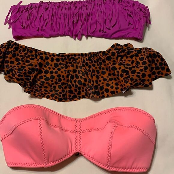Victoria's Secret bikini bottom/top BUNDLE.  Mostly Medium but see ALL pics - Picture 1 of 12